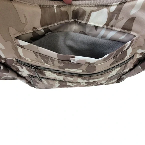 Lug Camper SE‎ Crossbody Bag Camo Taupe Special Edition RFID Purse Organizer - Picture 16 of 16